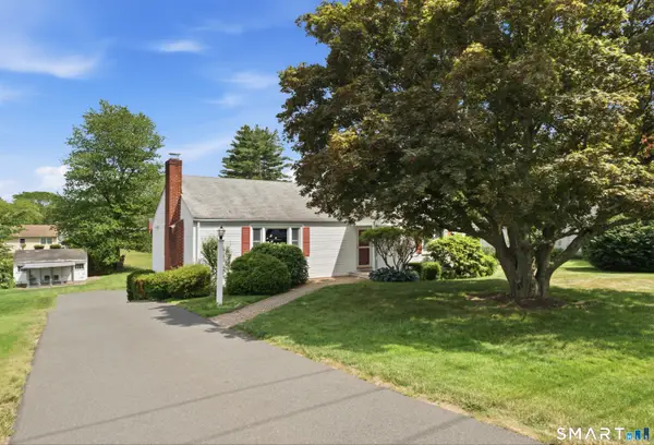 90 Woodland Avenue, Bloomfield, CT 06002