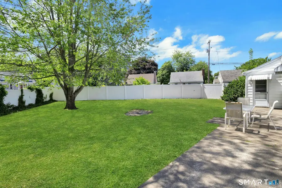 371 Northfield Drive, Bridgeport, CT 06606 - #3