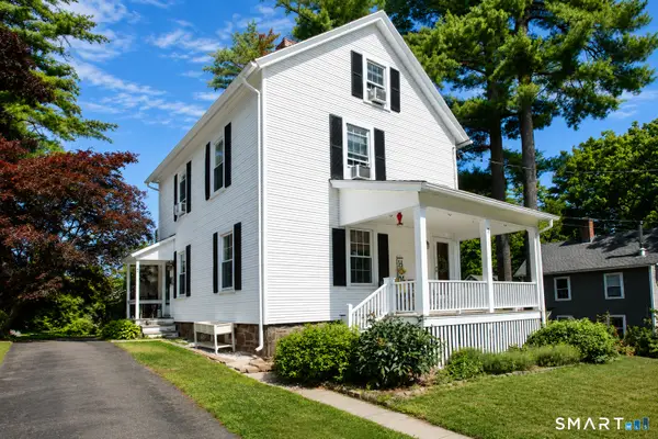 7 Middle Lane, Simsbury, CT 06070