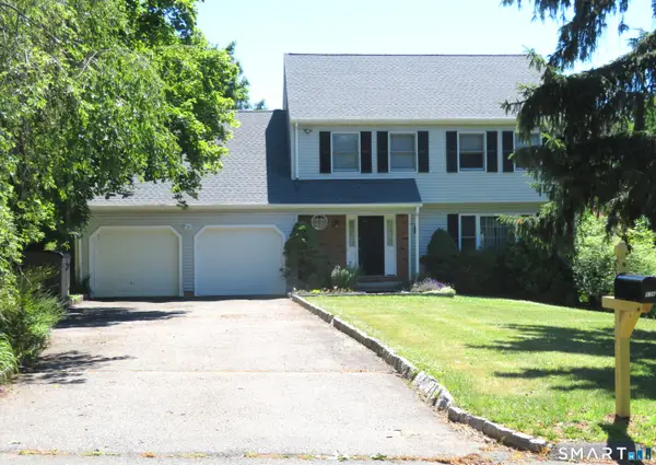 836 Wolf Hill Road, Cheshire, CT 06410
