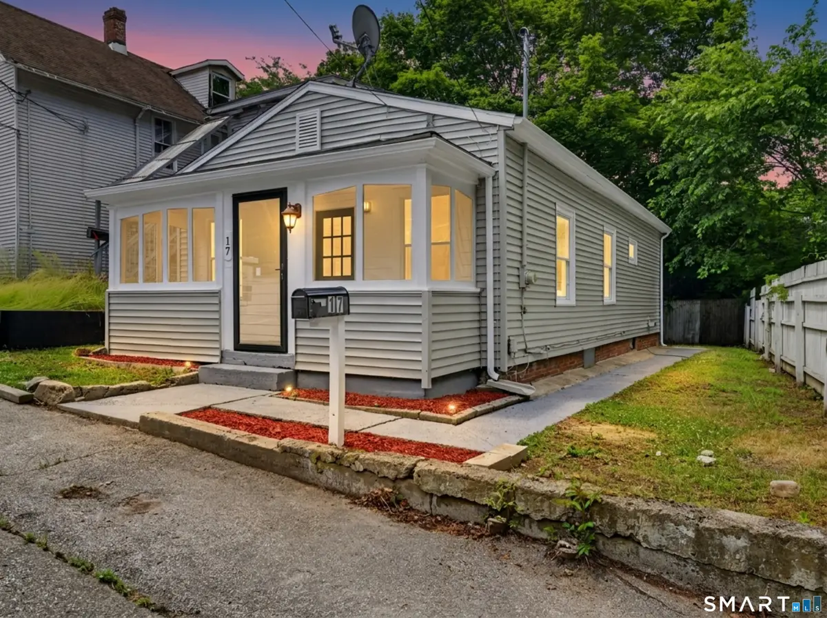 17 Ripley Place, Norwich, CT 06360 - #1