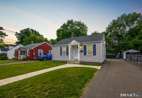 62 Essex Street, Manchester, CT 06040