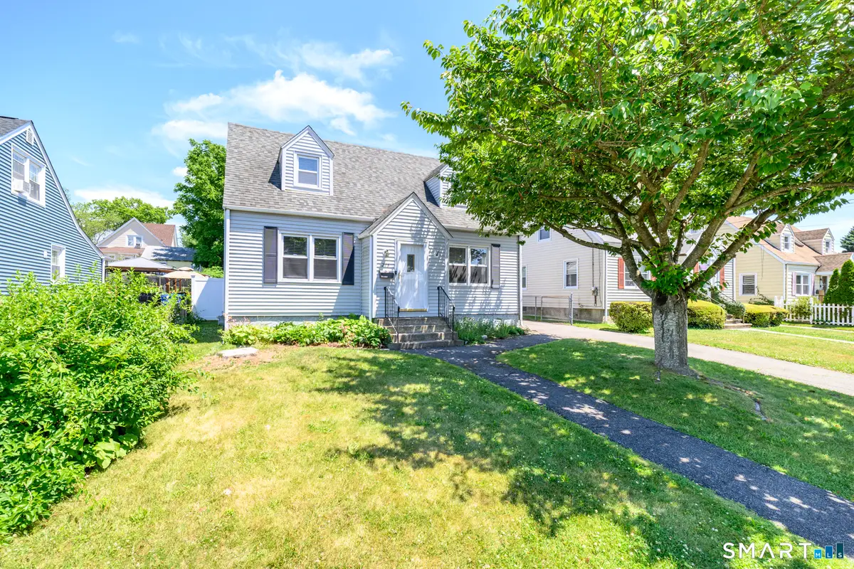 215 High Park Avenue, Stratford, CT 06615 - #1