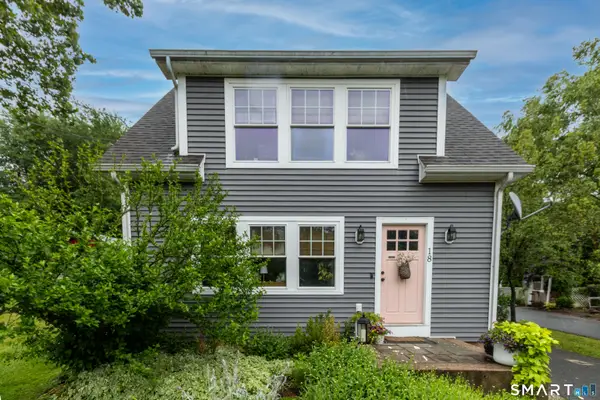 18 Hicksville Road, Cromwell, CT 06416
