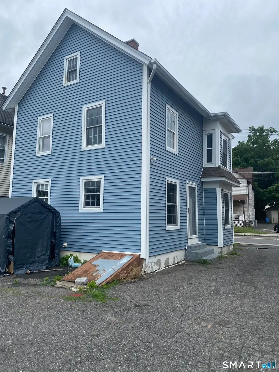 30 Wildman Street, Danbury, CT 06810 - #3