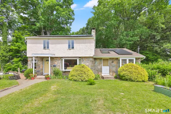 33 Chambers Street, Manchester, CT 06042