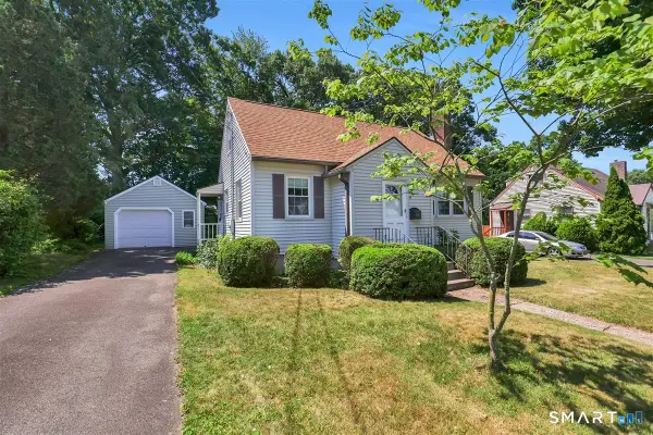 64 Bretton Road, Manchester, CT 06042