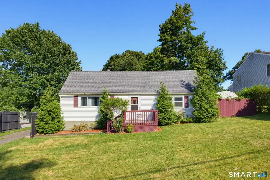 31 Ann Street, East Haven, CT 06512 - #2