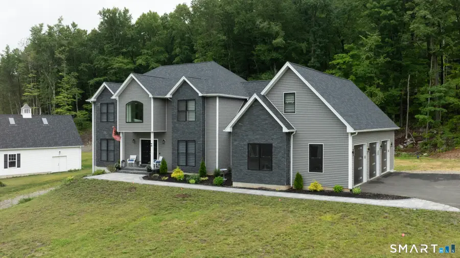 4 Oakengate Road, Wolcott, CT 06716 - #2