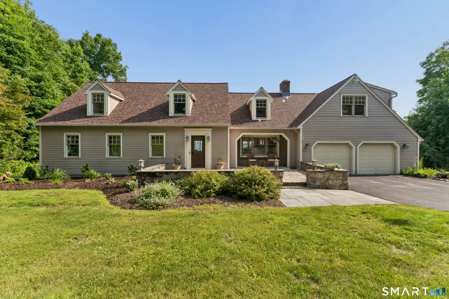 8 Horseshoe Ridge Road, Newtown, CT 06482 - #2