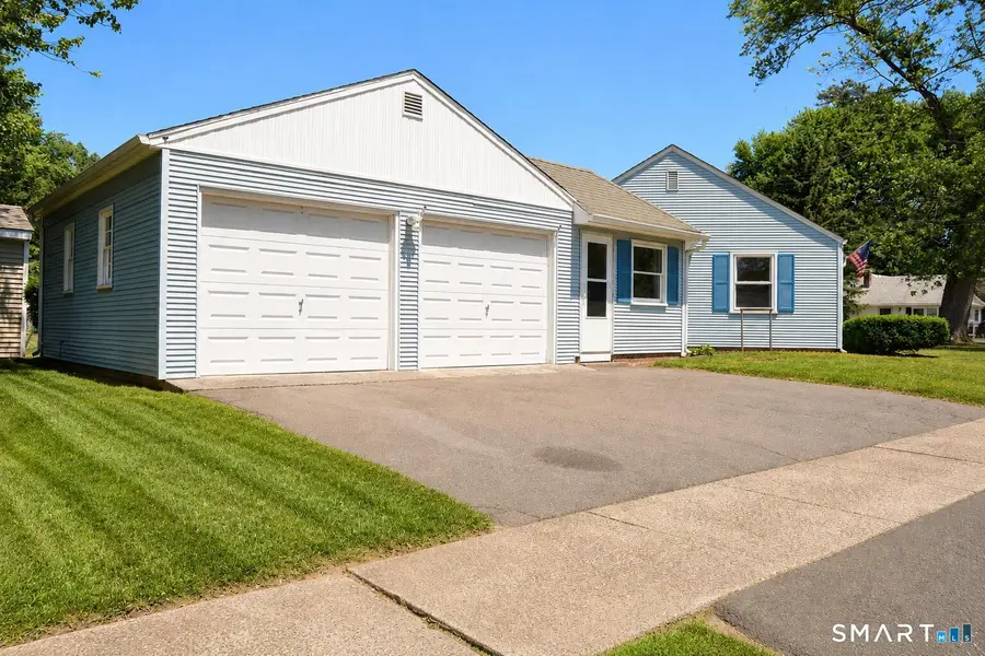 202 Crescent Drive, East Hartford, CT 06118 - #3
