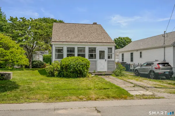 10 Swan Avenue, Old Lyme, CT 06371