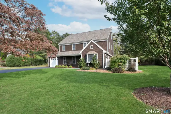 28 Brook Road, Trumbull, CT 06611