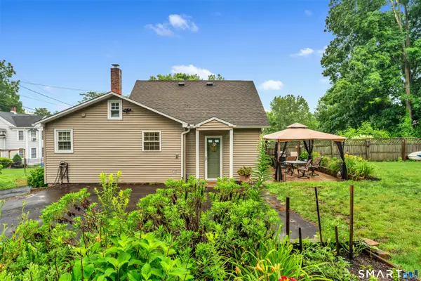 4 Grove Road, Portland, CT 06480