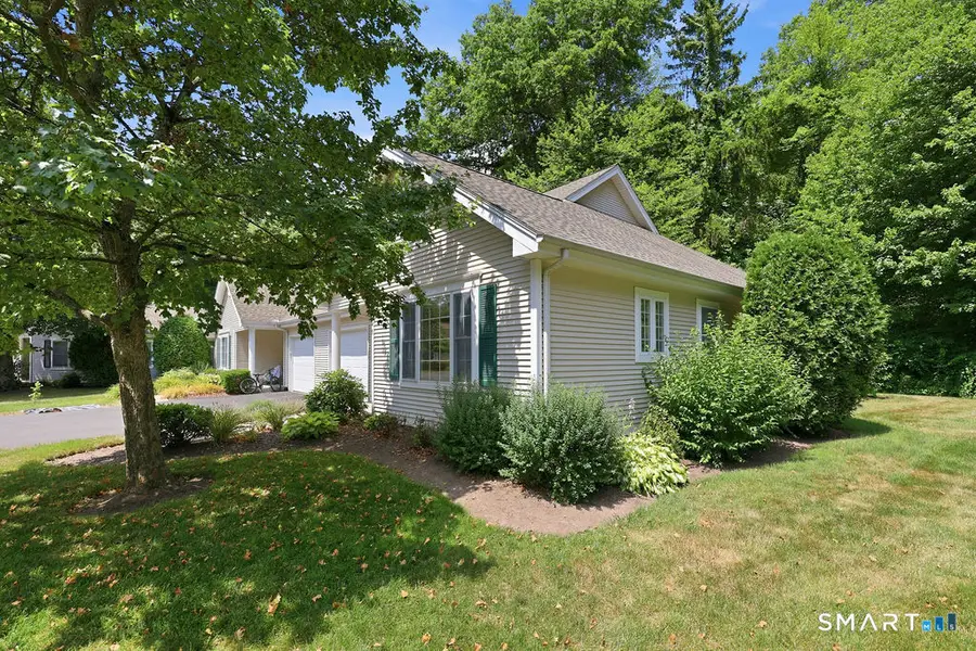 46 Henley Way #46, West Hartford, CT 06117 - #3