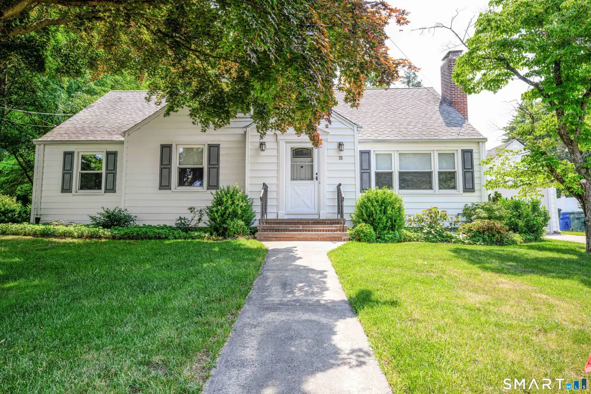 25 Wright Lane, Hamden, CT 06517 - #1