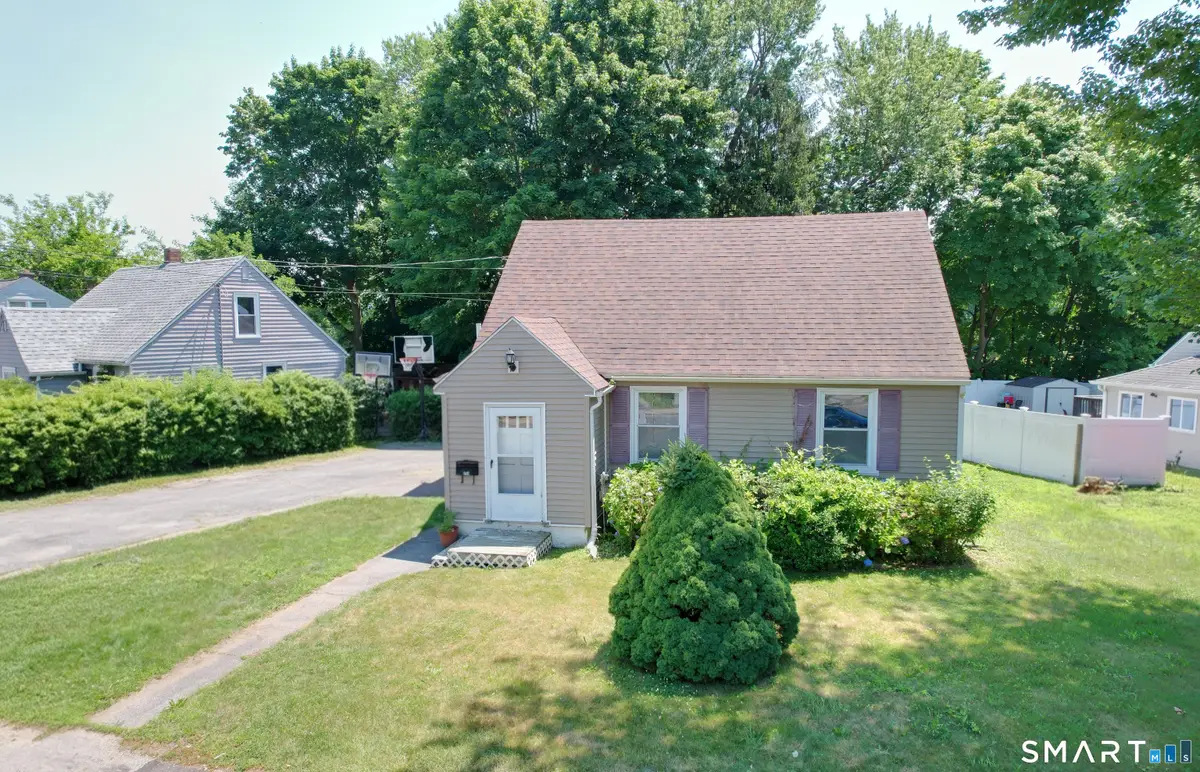 354 Edgewood Avenue, Waterbury, CT 06706 - #1