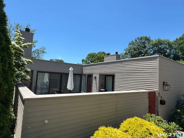 25 Charlton Hill Road #25, Hamden, CT 06518