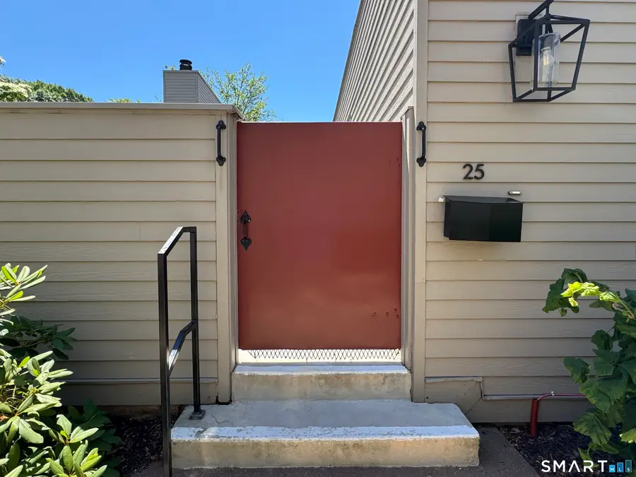 25 Charlton Hill Road #25, Hamden, CT 06518 - #2