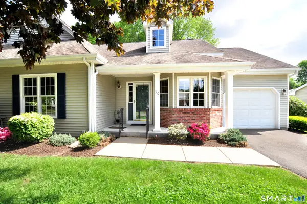 310 Kings Landing #310, Windsor, CT 06095