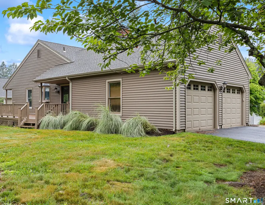 2 Saxon Woods Court, Cheshire, CT 06410 - #2