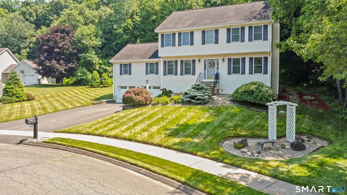 38 Pebble Brook Court, Berlin, CT 06037 - #1