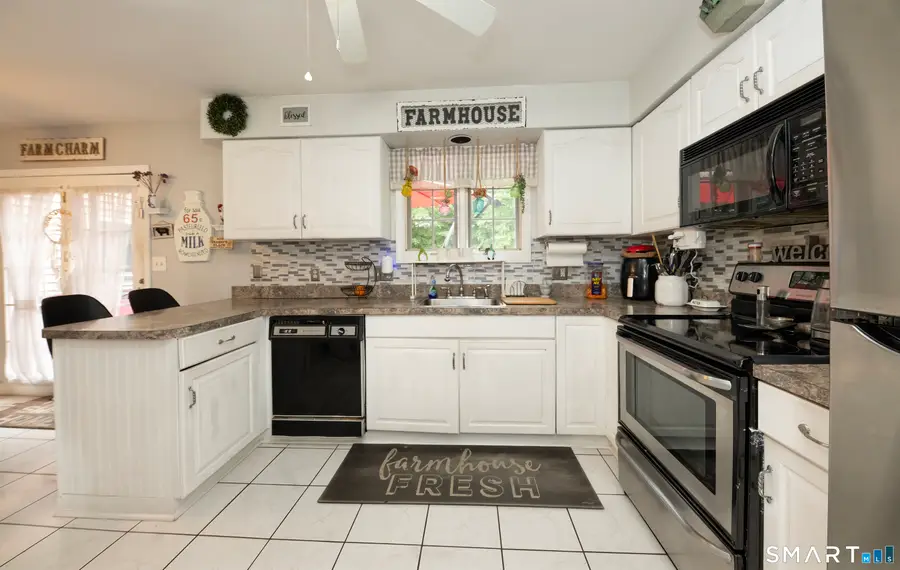 112 Leigh Drive, East Haven, CT 06512 - #3