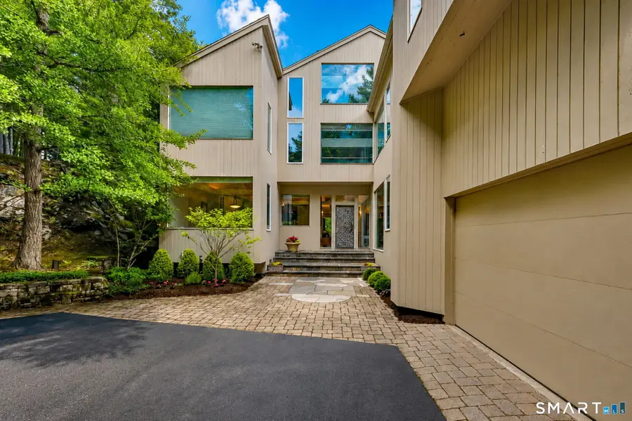 25 Milan Road, Woodbridge, CT 06525 - #2