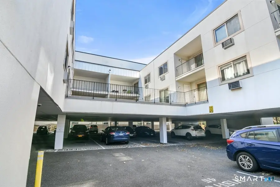 34 Crescent Street #1D, Stamford, CT 06906 - #2