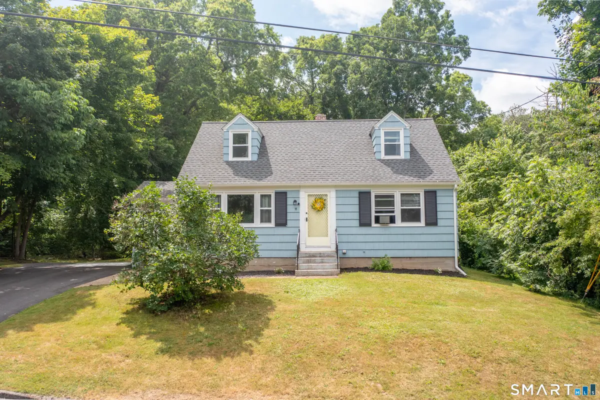 11 Lexington Avenue, Norwich, CT 06360 - #1