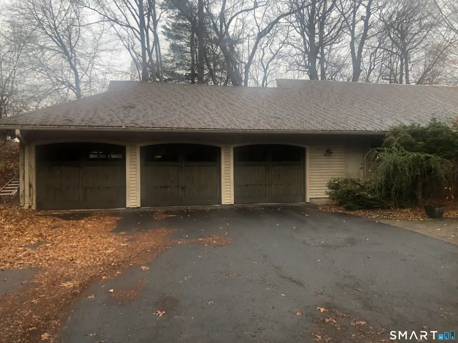 40 Ferncliff Drive, West Hartford, CT 06117 - #3