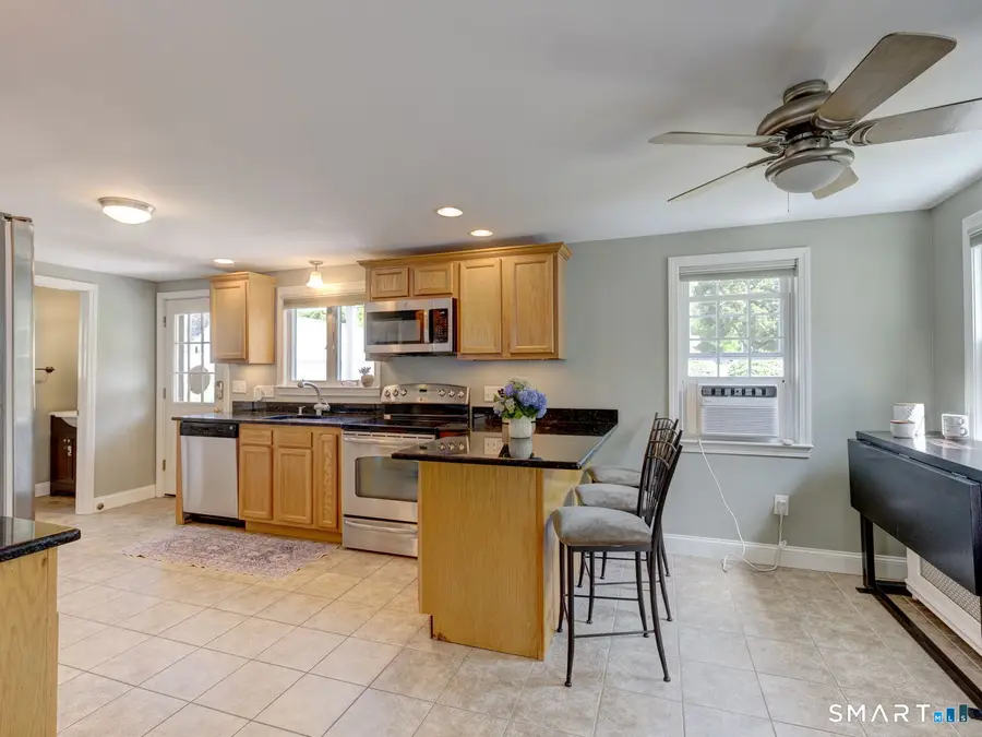 137 Green Road, Manchester, CT 06042 - #3