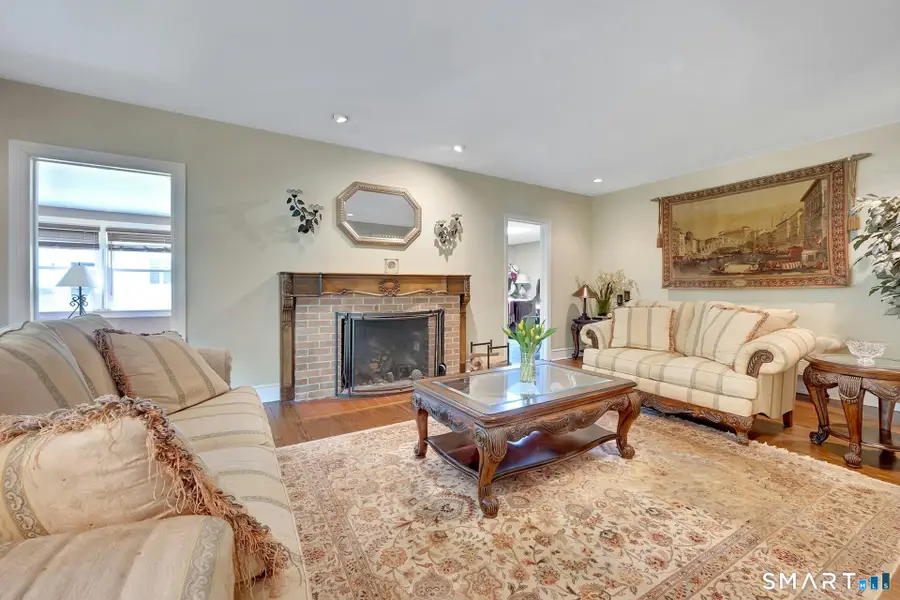 52 Center Drive, Old Greenwich, CT 06870 - #3