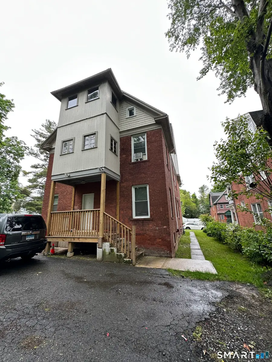 483 Edgewood Street, Hartford, CT 06112 - #2