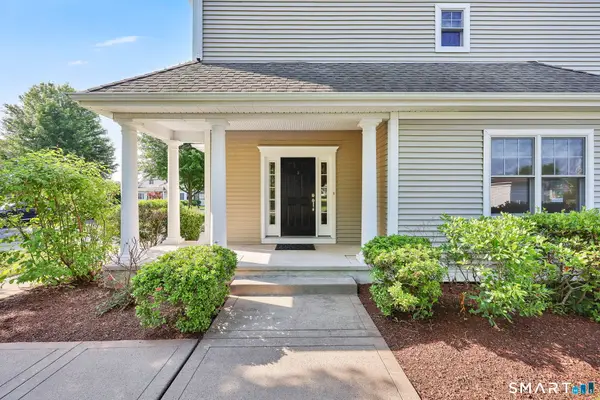 19 Turnberry Lane #19, Bloomfield, CT 06002