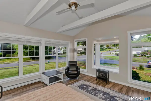 148 Clover Hill Drive, Agawam, MA 01030