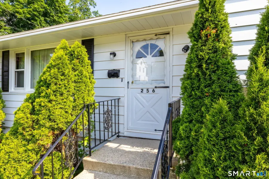256 Pearl Lake Road, Waterbury, CT 06706 - #2