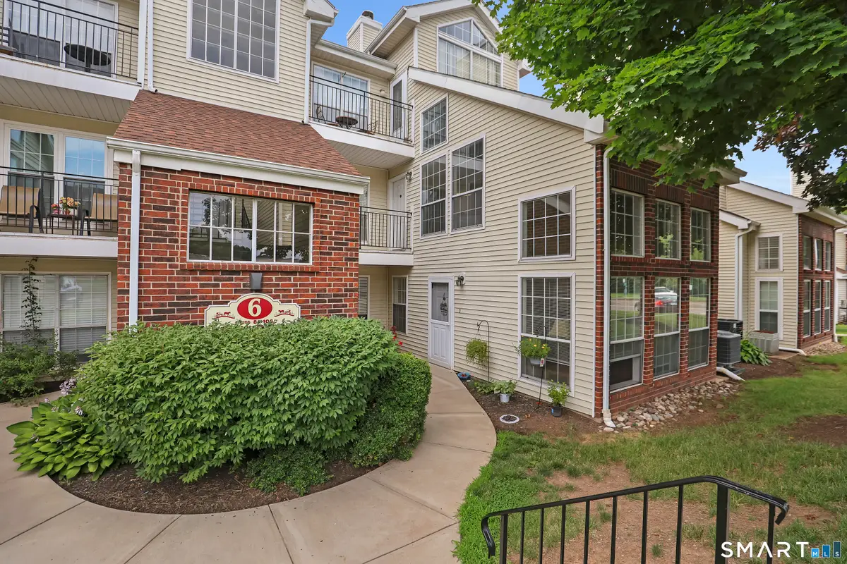 93 Carriage Crossing Lane #93, Middletown, CT 06457 - #1