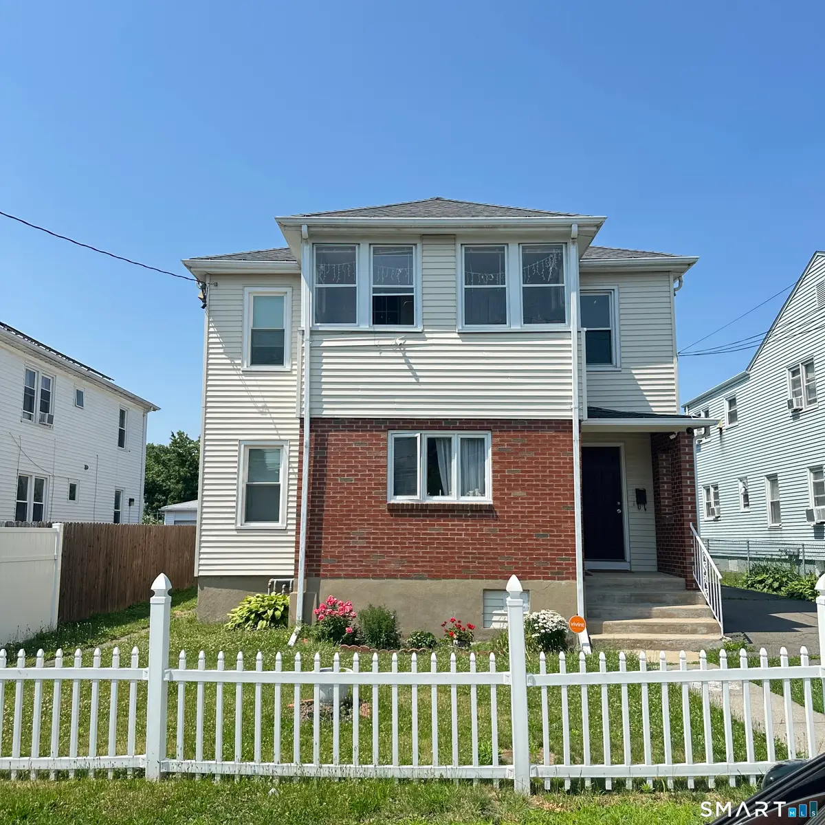 44-46 Eaton Street, Hartford, CT 06114 - #1