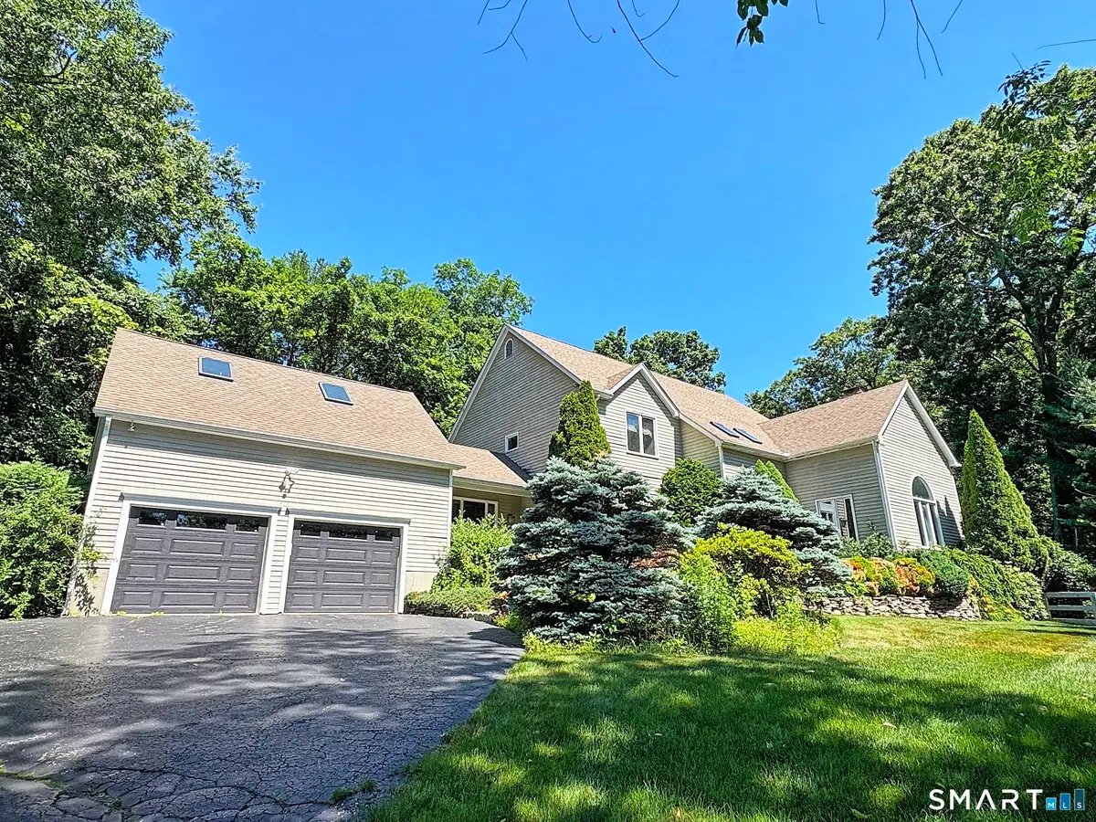 14 Brae Loch Way, Shelton, CT 06484 - #1