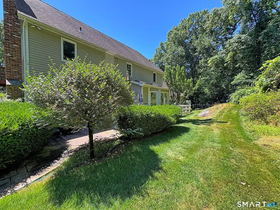 14 Brae Loch Way, Shelton, CT 06484 - #3