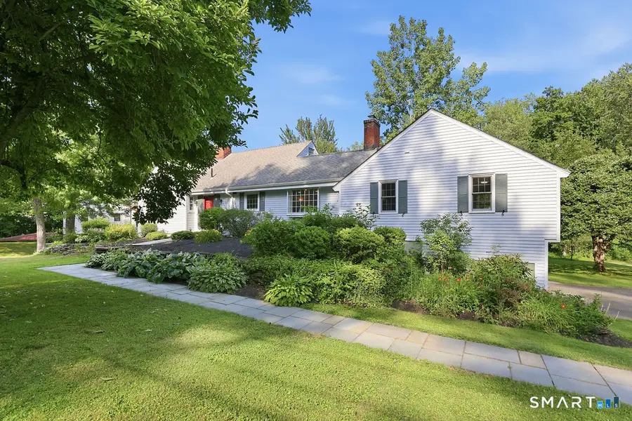 8 Penwood Road, Bloomfield, CT 06002 - #2