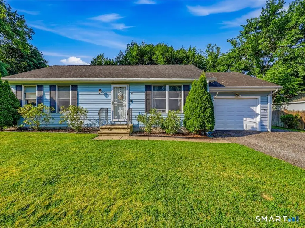 39 Glezen Street, Norwich, CT 06360 - #1