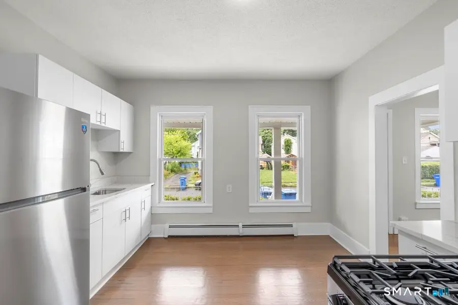 10 Hickory Street, Meriden, CT 06451 - #3