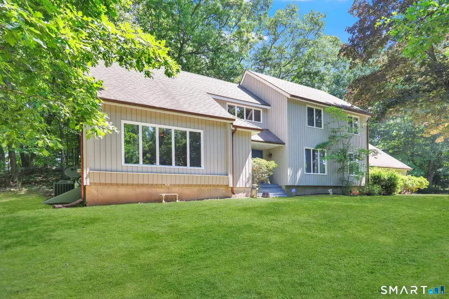 29 Foxwood Road, Trumbull, CT 06611 - #2