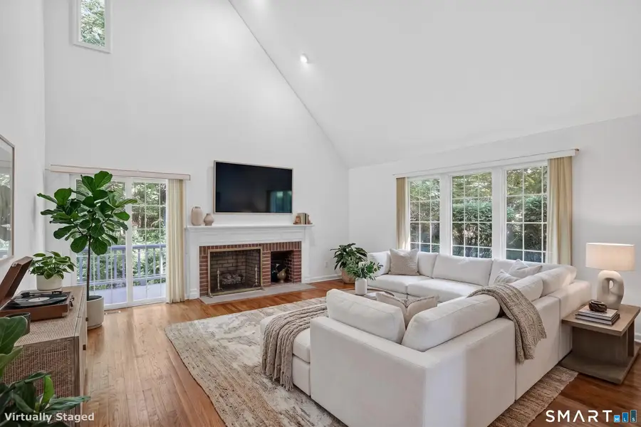 26 Paisley Lane #26, Fairfield, CT 06825 - #3