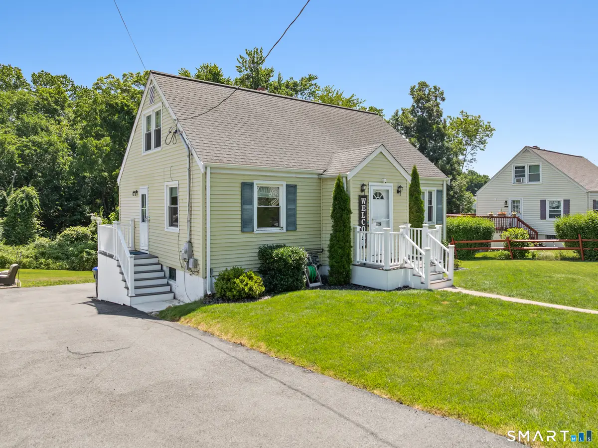 30 Lansing Avenue, Trumbull, CT 06611 - #1