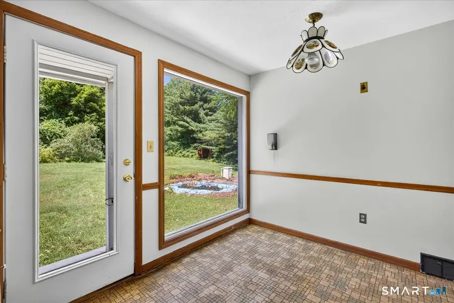 335 Arnold Lane, Orange, CT 06477 - #3