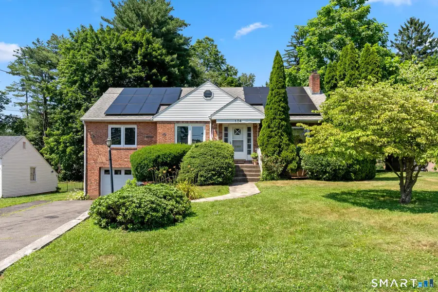 174 Mohawk Drive, West Hartford, CT 06117 - #2