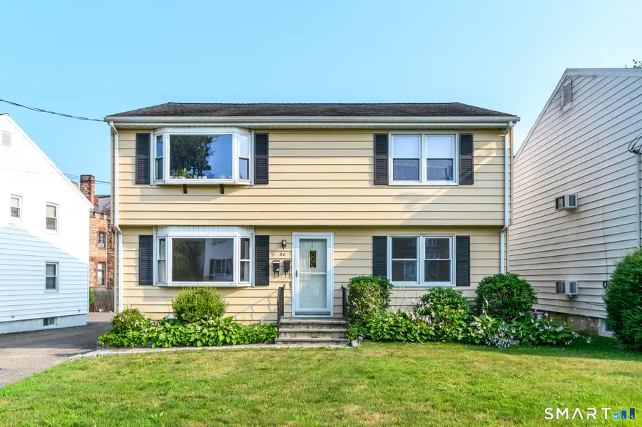 32 Hackett Circle North, Stamford, CT 06906 - #2